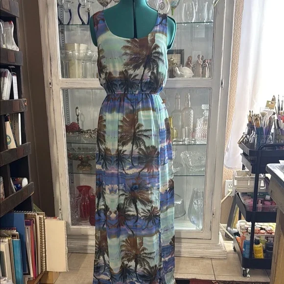 chinese dress ladies Floral-Embroidered Tiered Maxi Dress Dusty Orchid / L